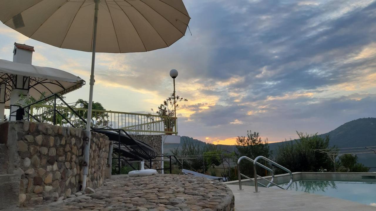 Family Hotel Belvedere Dŭlgopol 外观 照片