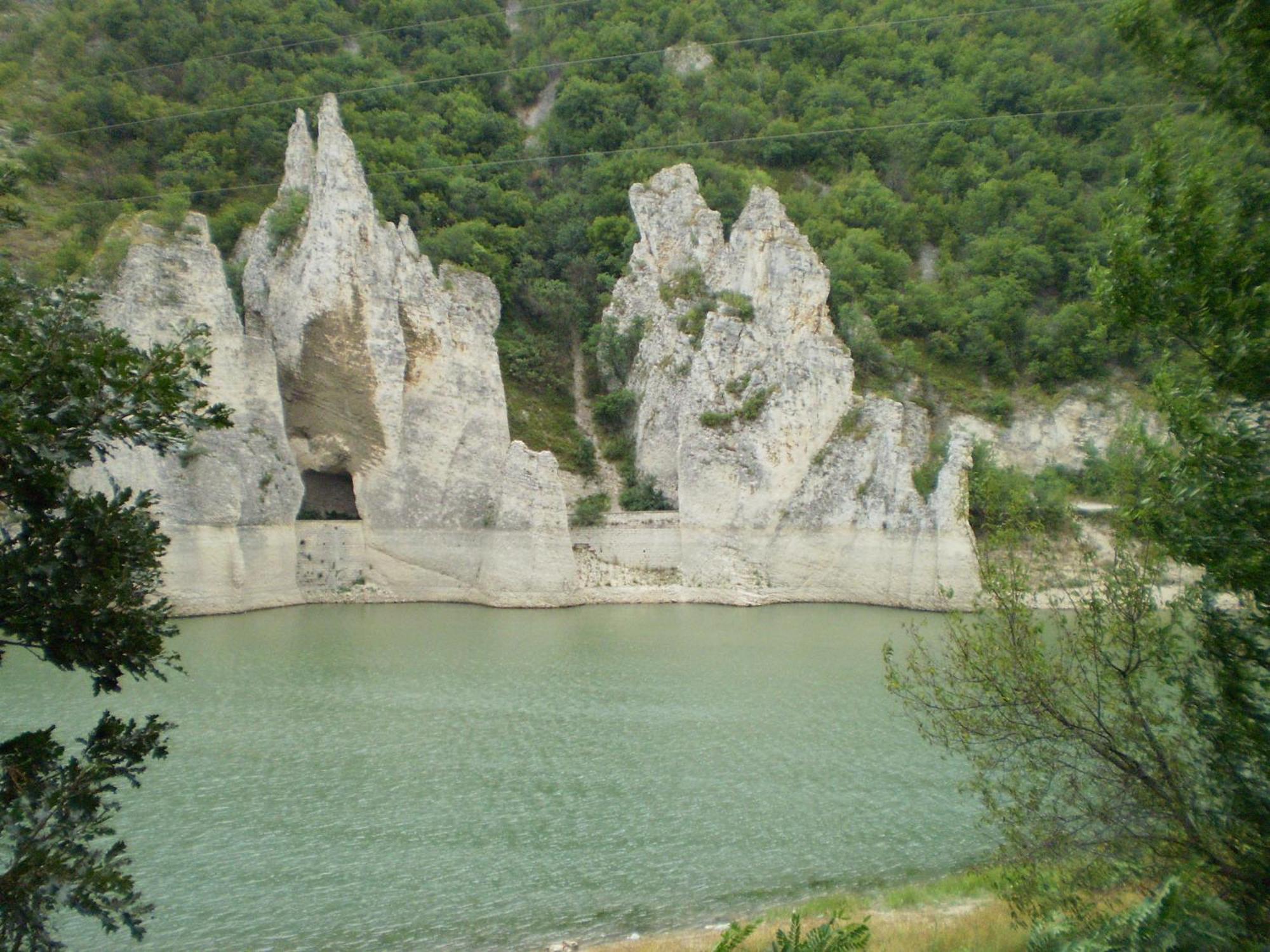 Family Hotel Belvedere Dŭlgopol 外观 照片